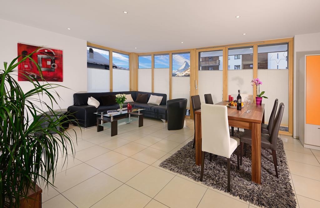 Ferienwohnung Haus Achilles Церматт Номер фото