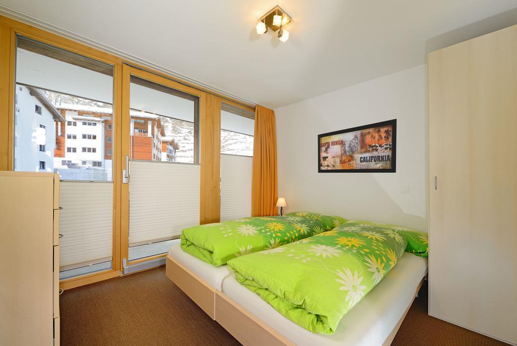 Ferienwohnung Haus Achilles Церматт Номер фото