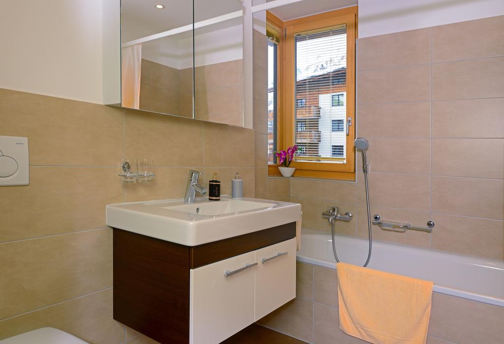 Ferienwohnung Haus Achilles Церматт Номер фото